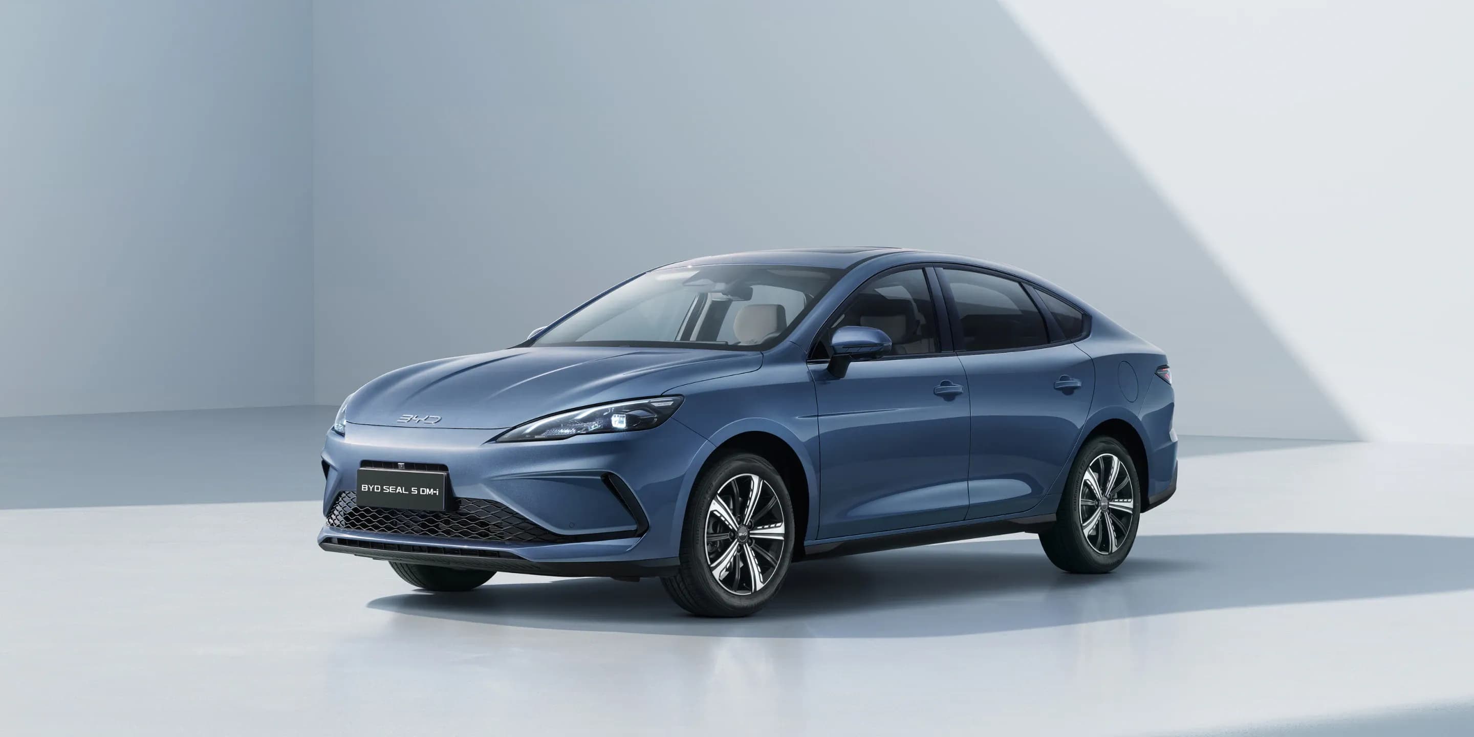 BYD SEAL 5 DM-i